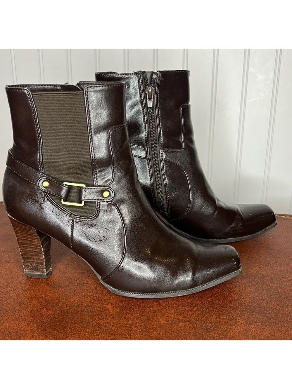 Nickels Clara Booties Size 8